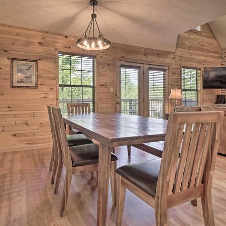 Rustic Pigeon Forge Home With Private Hot Tub! Eksteriør bilde