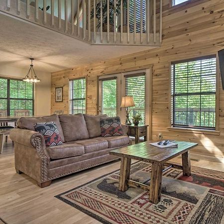 Rustic Pigeon Forge Home With Private Hot Tub! Eksteriør bilde